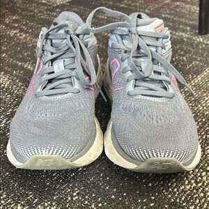 New Balance Gray and Pink Athletic Shoes with Breathable Mesh FRESH FOAM 840